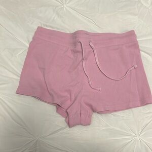 La hearts sweatshorts